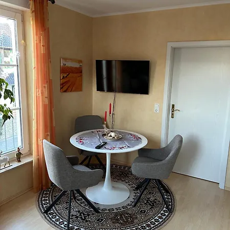 Apartment Waldhaus Frohsinn, Usedomer Strasse 17 In 17419 Seebad Ahlbeck Heringsdorf (Usedom)